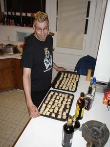 David gets a little obsessive over arranging the pizza rolls during the Halo party one night after playing Planarity to Level 21...